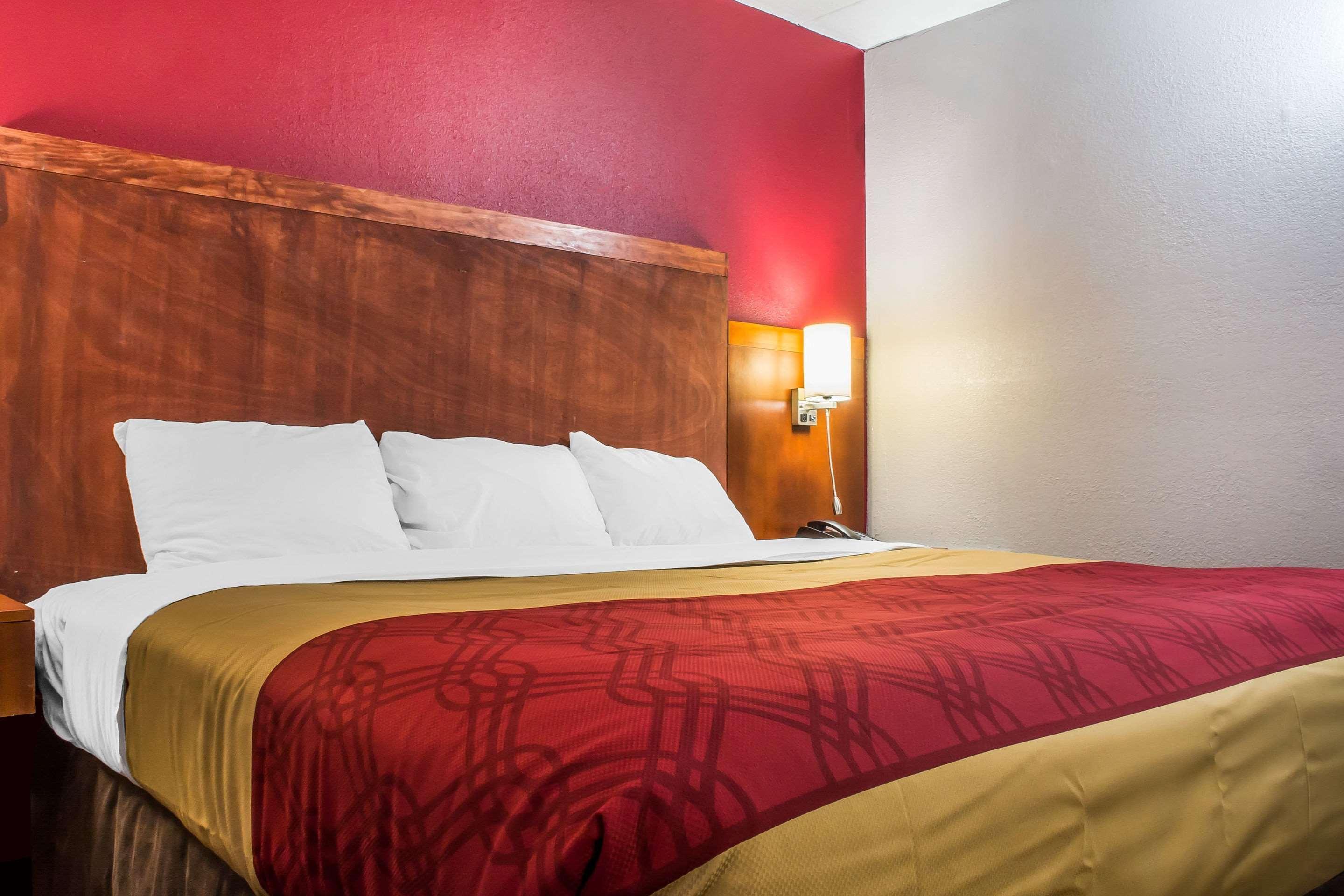 Econo Lodge Brockport Exterior foto