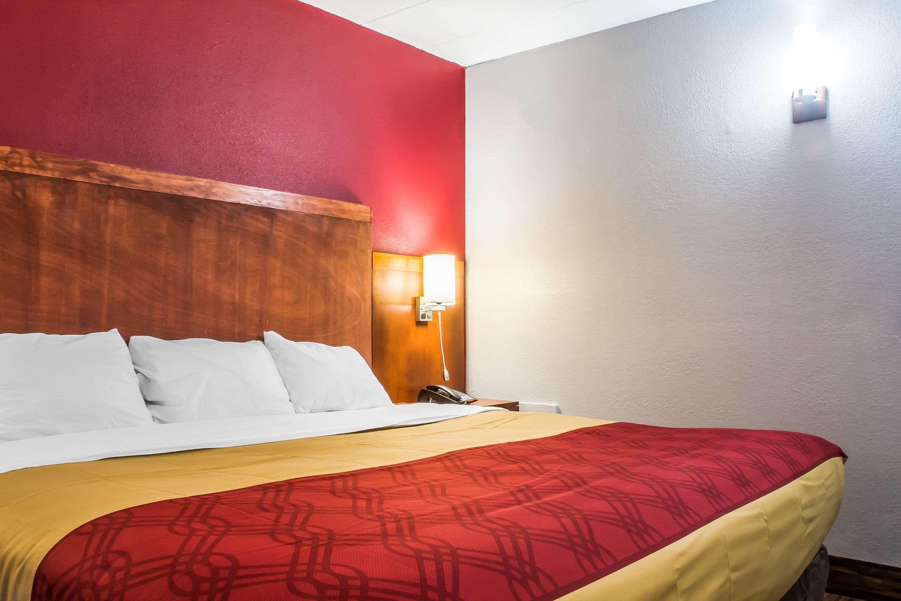 Econo Lodge Brockport Exterior foto